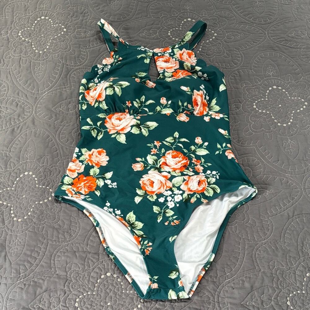 Cupshe Dark Green One-Piece Swimsuit with Orange Floral Print